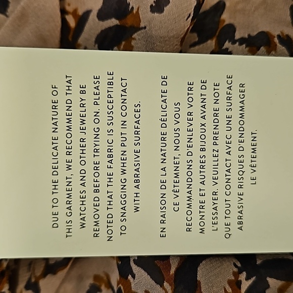 💕JOIE💕 Chelsse Short Sleeve 100% Silk Blouse Top ~ Pale Mauve Print L NWT - Picture 13 of 15